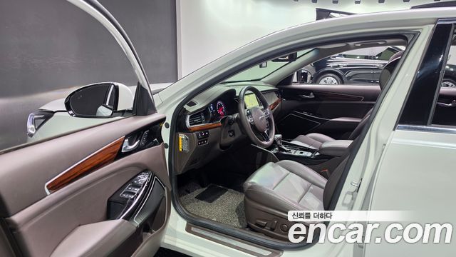 Kia K7 2016 — photo 10