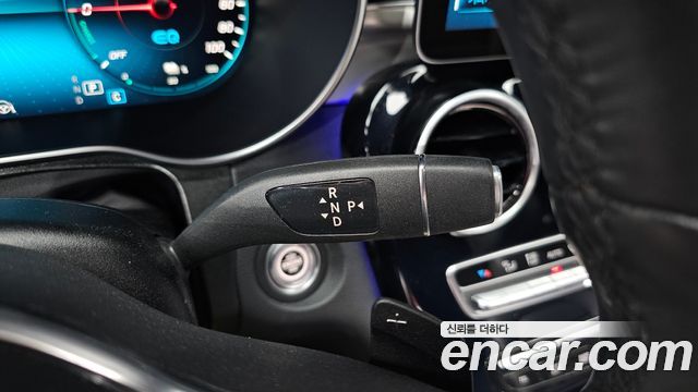 Mercedes-Benz GLC-Class 2021 — photo 12