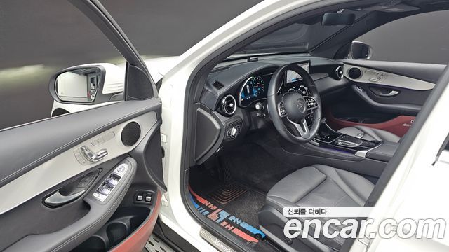 Mercedes-Benz GLC-Class 2021 — photo 17