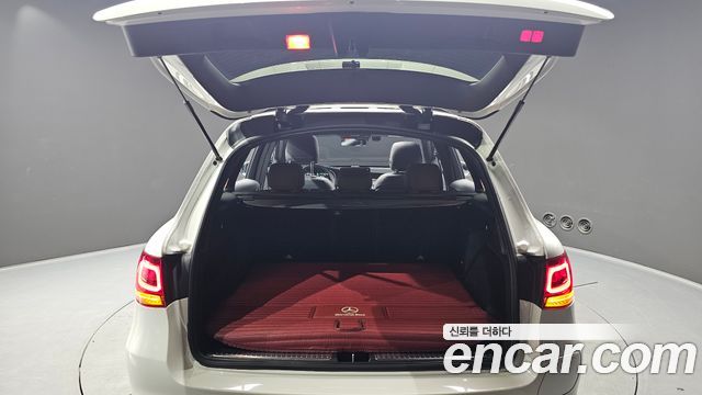 Mercedes-Benz GLC-Class 2021 — photo 26