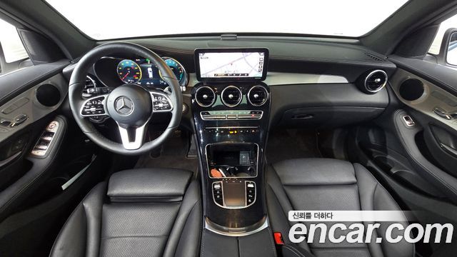 Mercedes-Benz GLC-Class 2021 — photo 7