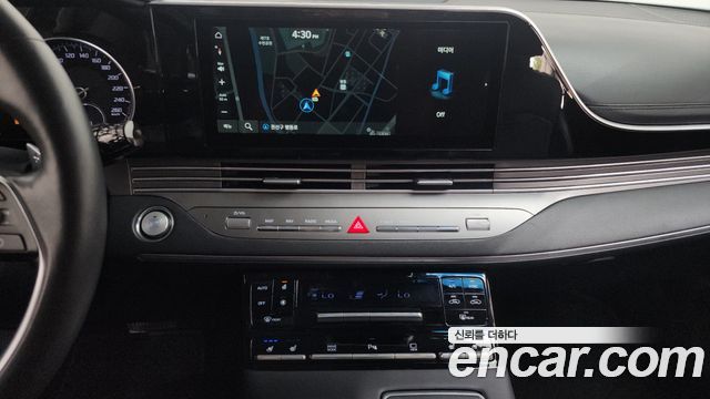 Hyundai Grandeur 2021 — photo 18