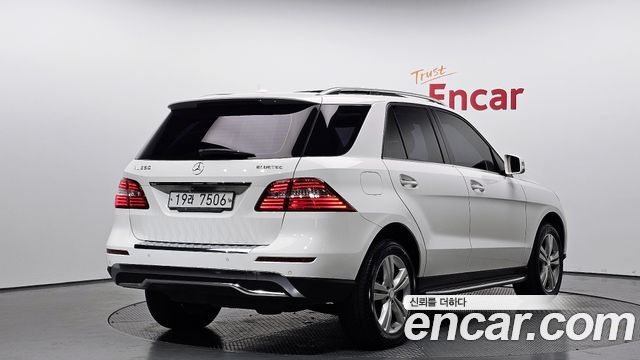 Mercedes-Benz M-class 2014 — photo 2