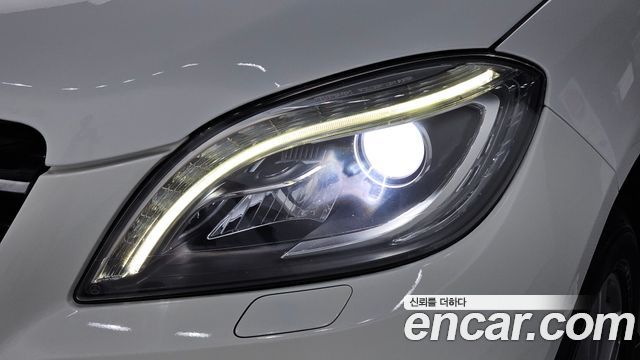 Mercedes-Benz M-class 2014 — photo 8