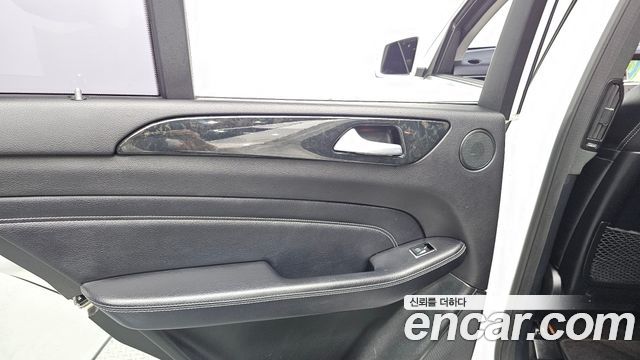 Mercedes-Benz M-class 2014 — photo 15