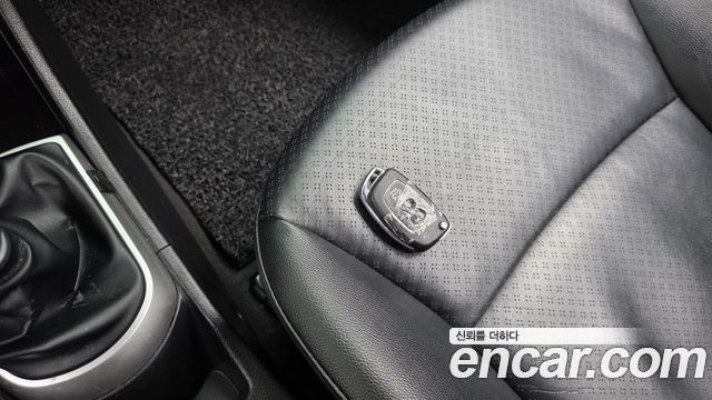 Hyundai Accent 2015 — photo 30