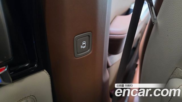 Kia Canival 2024 — photo 28