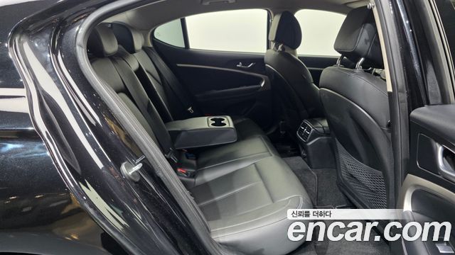 Genesis G70 2022 — photo 18