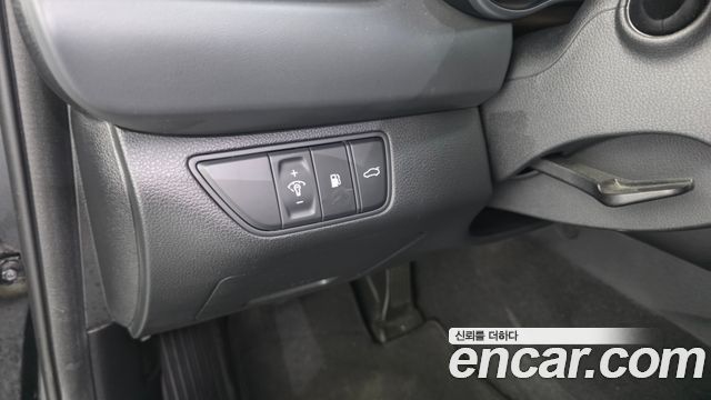 Genesis G70 2022 — photo 23