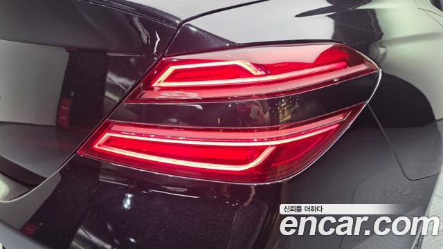 Genesis G70 2022 — photo 9