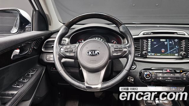 Kia Sorento 2016 — photo 18