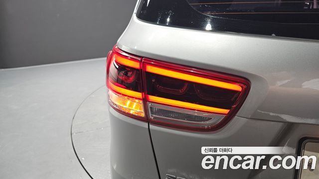 Kia Sorento 2016 — photo 9