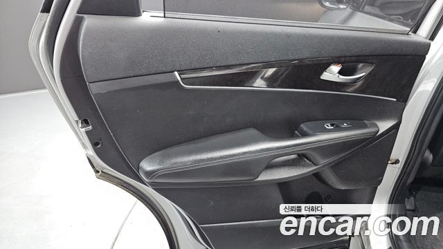 Kia Sorento 2016 — photo 15