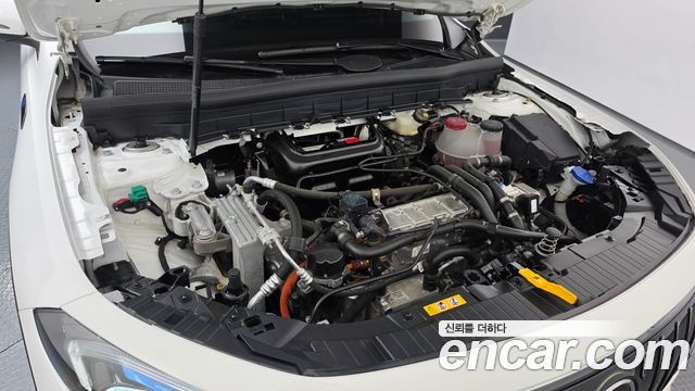 Mercedes-Benz EQB 2023 — photo 6