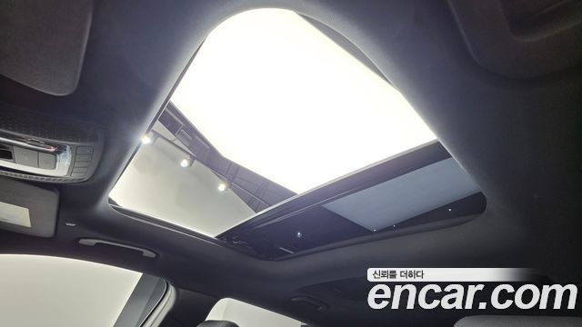 Mercedes-Benz EQB 2023 — photo 17