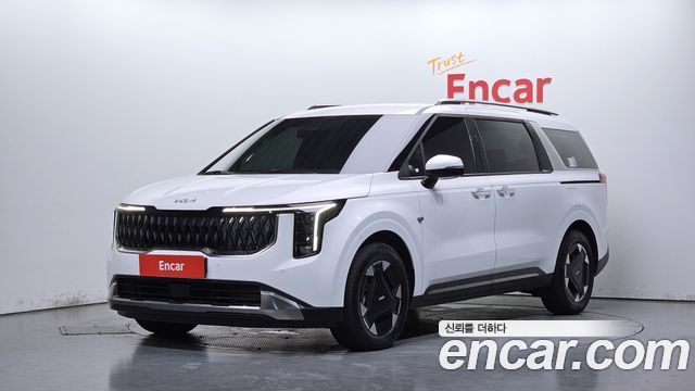 Kia Canival 2025 — photo 1
