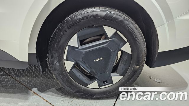 Kia Canival 2025 — photo 5