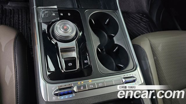 Kia Canival 2025 — photo 12