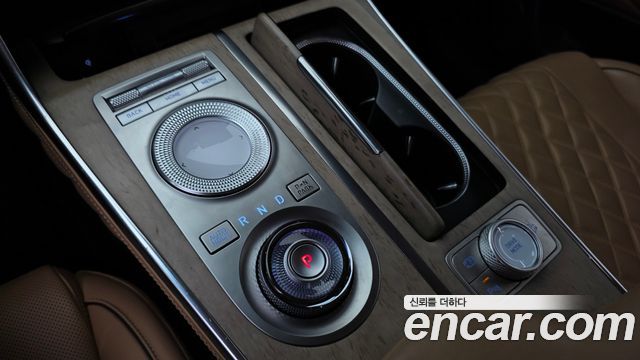 Genesis GV80 2022 — photo 12
