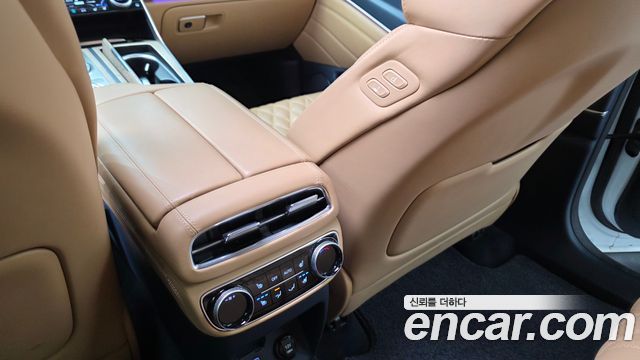 Genesis GV80 2022 — photo 27