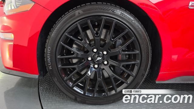 Ford Mustang 2019 — photo 5