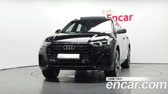 Audi Q8 2025 — photo 3