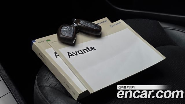 Hyundai AVANTE 2019 — photo 24