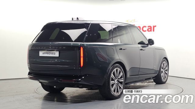 Land Rover Range Rover 2025 — photo 2