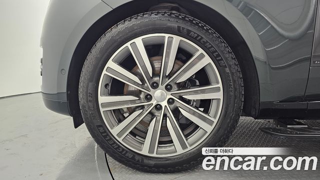Land Rover Range Rover 2025 — photo 8