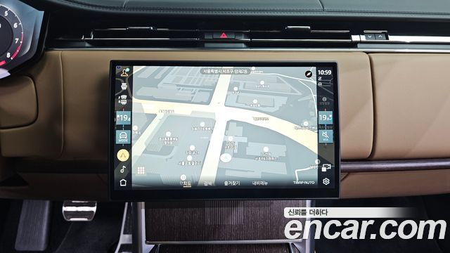 Land Rover Range Rover 2025 — photo 14