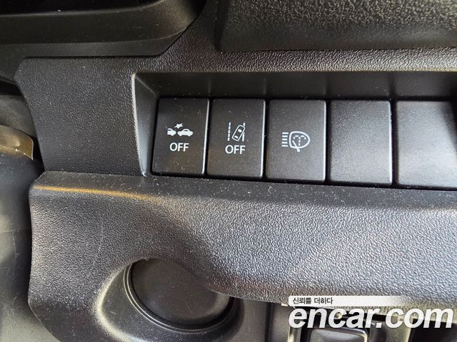 Suzuki Jimny 2019 — photo 18