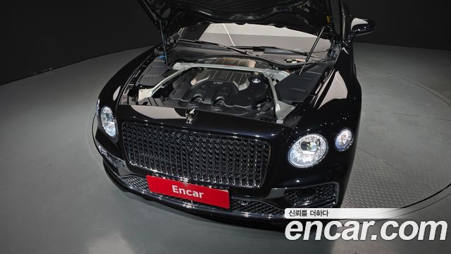 Bentley Flying Spur 2021 — photo 6