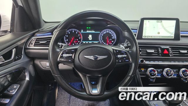 Genesis G70 2018 — photo 23