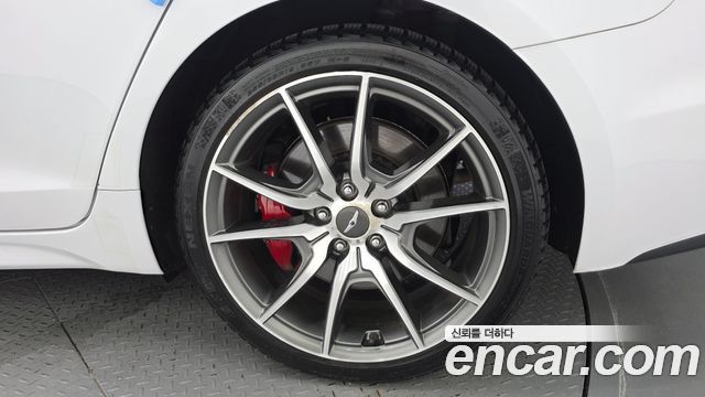 Genesis G70 2018 — photo 7