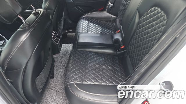 Genesis G70 2018 — photo 16