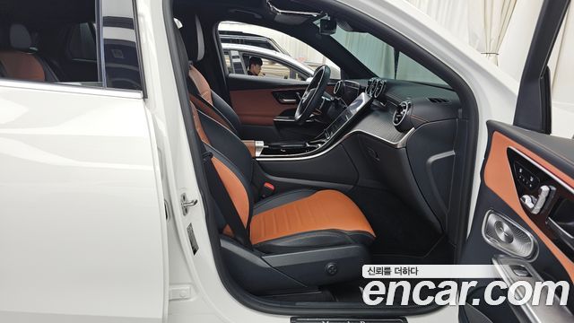 Mercedes-Benz GLC-Class 2024 — photo 17