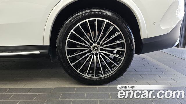 Mercedes-Benz GLC-Class 2024 — photo 7