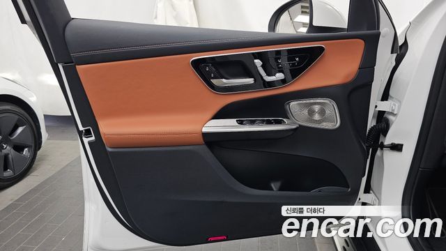 Mercedes-Benz GLC-Class 2024 — photo 14