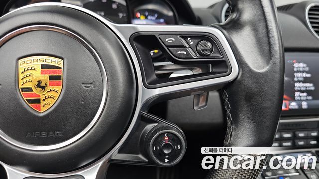 Porsche 718 2021 — photo 19