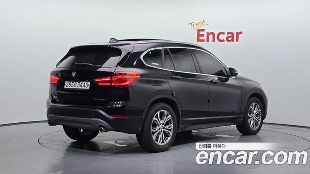 BMW X1 2018 — photo 2