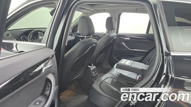 BMW X1 2018 — photo 18