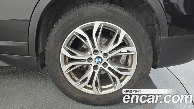 BMW X1 2018 — photo 7