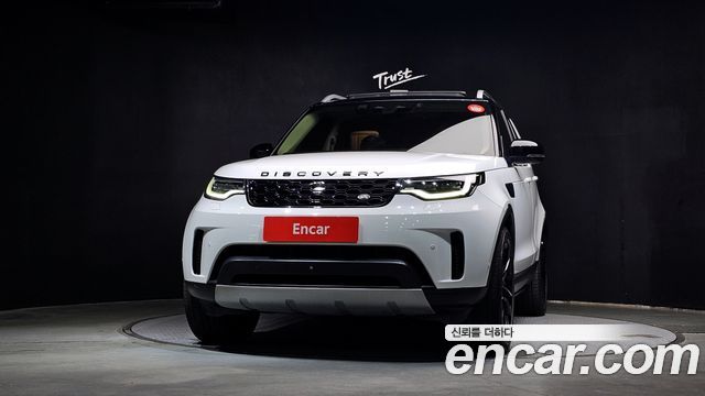 Land Rover Discovery 2022 — photo 3