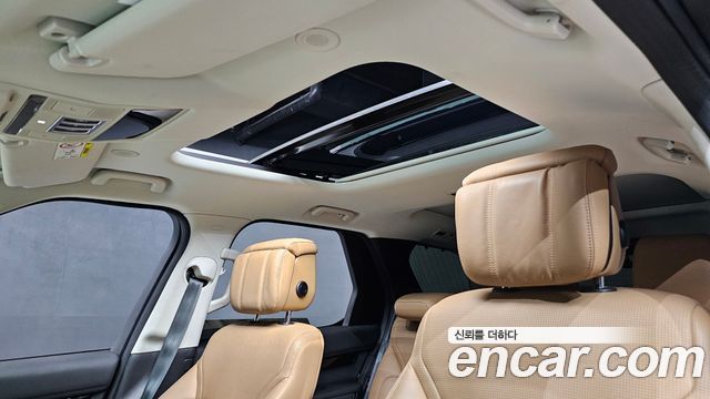Land Rover Discovery 2022 — photo 30