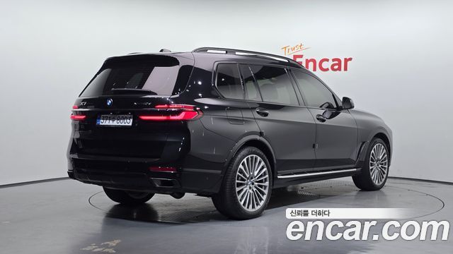 BMW X7 2024 — photo 2