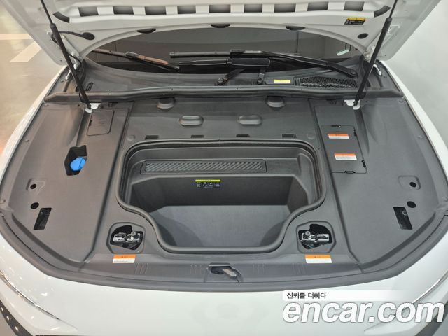 Audi A6 e-Tron 2025 — photo 6
