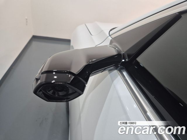 Audi A6 e-Tron 2025 — photo 14