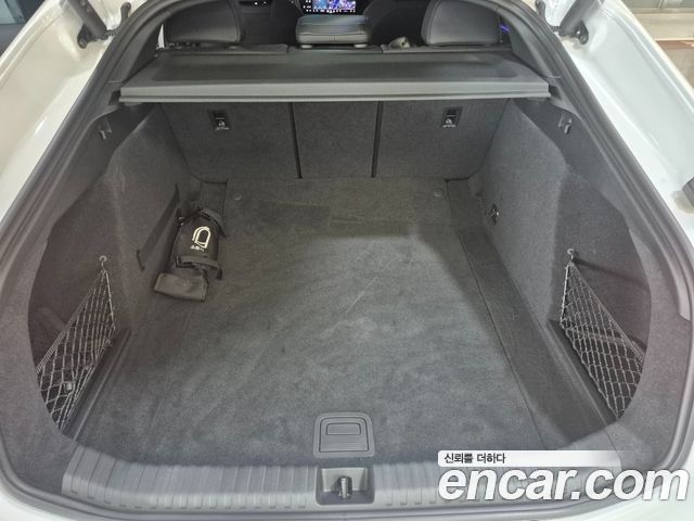 Audi A6 e-Tron 2025 — photo 19