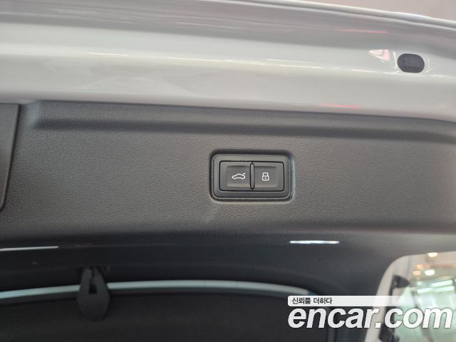 Audi A6 e-Tron 2025 — photo 20