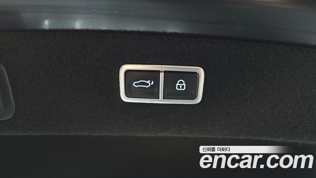 Genesis G90 2022 — photo 24
